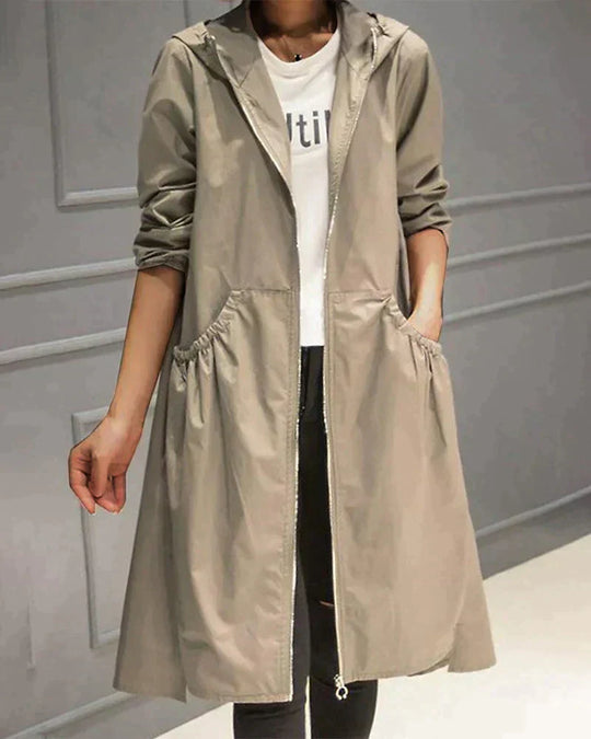 Medium-length raincoat - With zipper & front pockets